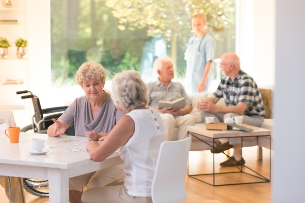 What to Pack When Moving to Assisted Living: Complete Checklist