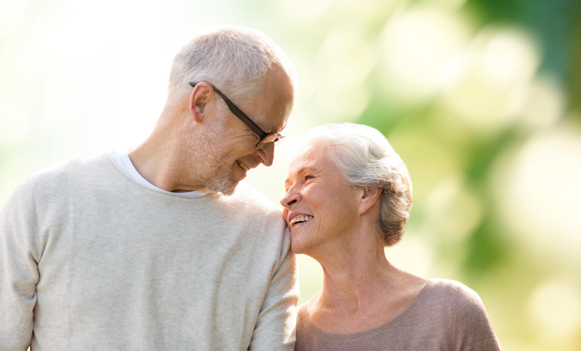 Over-60 Singles and Senior Dating: How Friendship Often Comes First